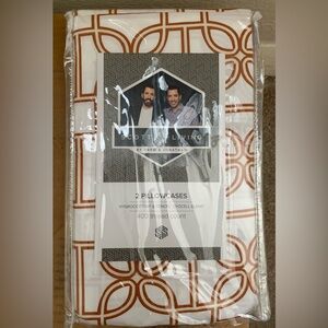 SCOTT and LIVING BY DREW & JONATHAN 2 pillowcases